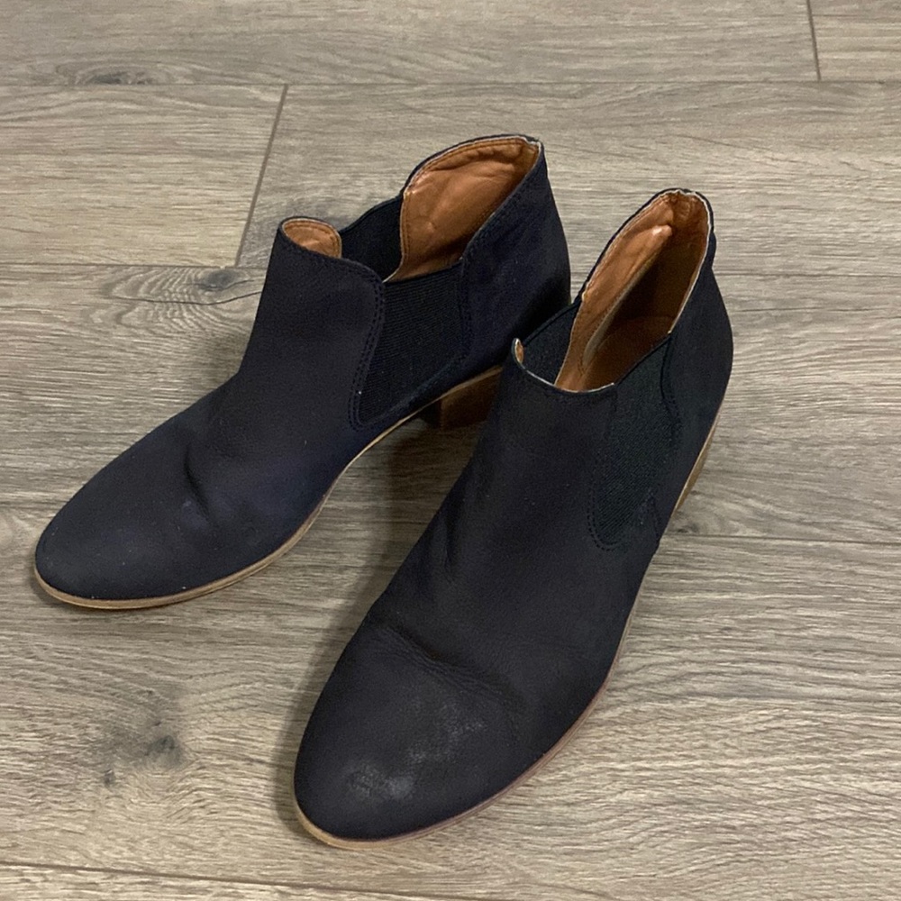 BP Black ankle boots size 8 1/2